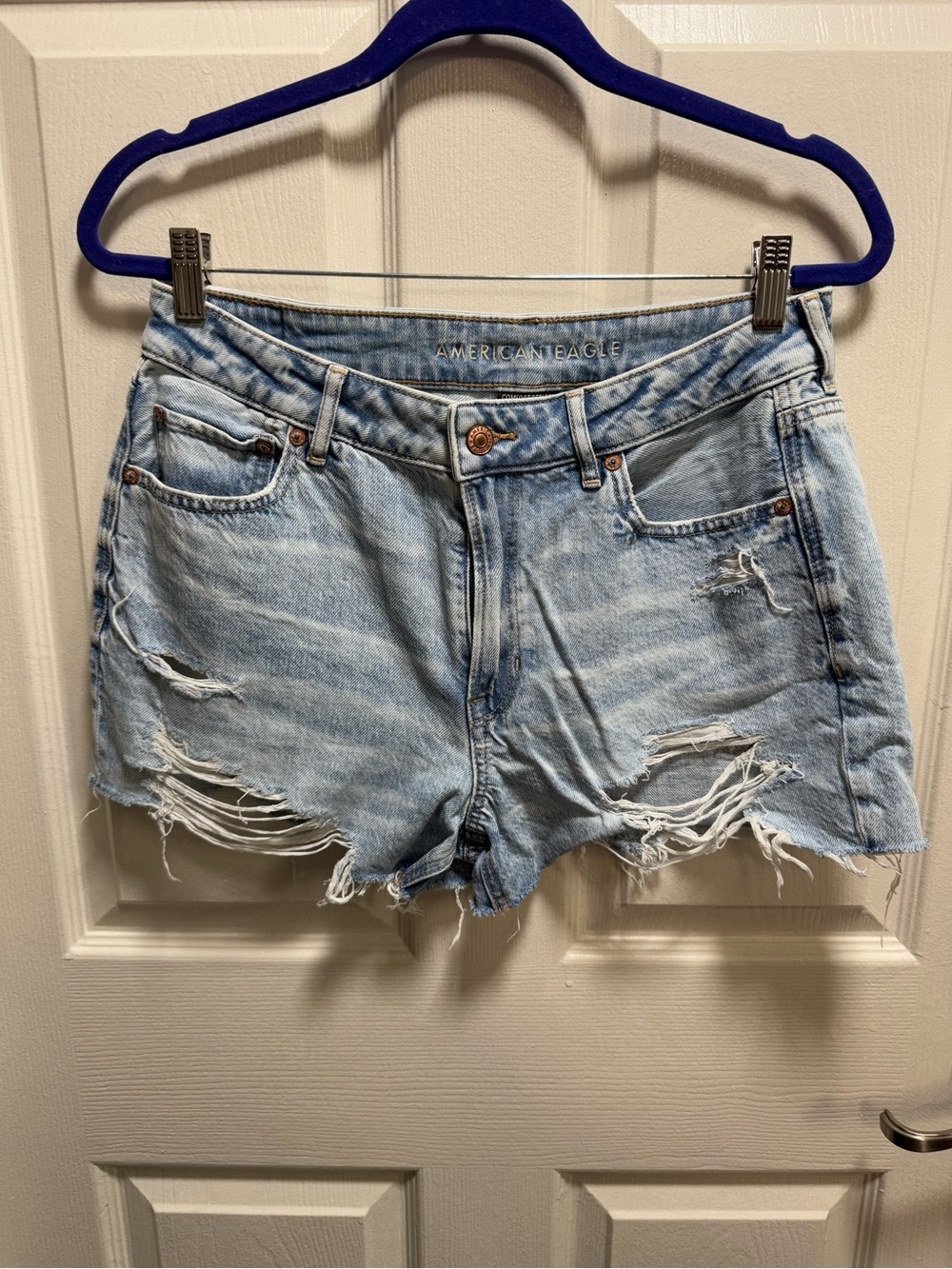 American Eagle Outfitters Light Blue Distressed Denim Shorts size 8
